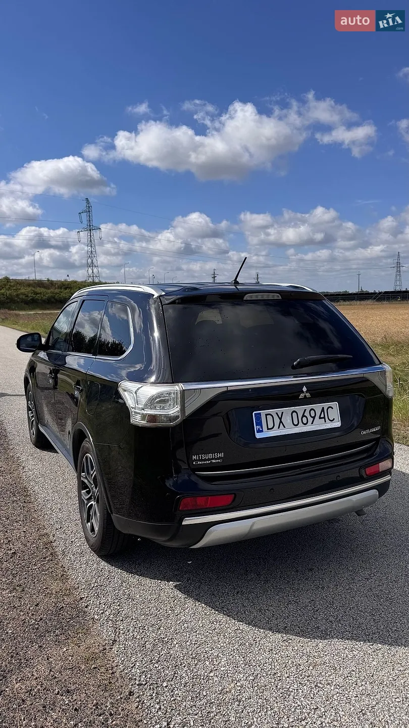 2014 Mitsubishi Outlander - мініатюра 18