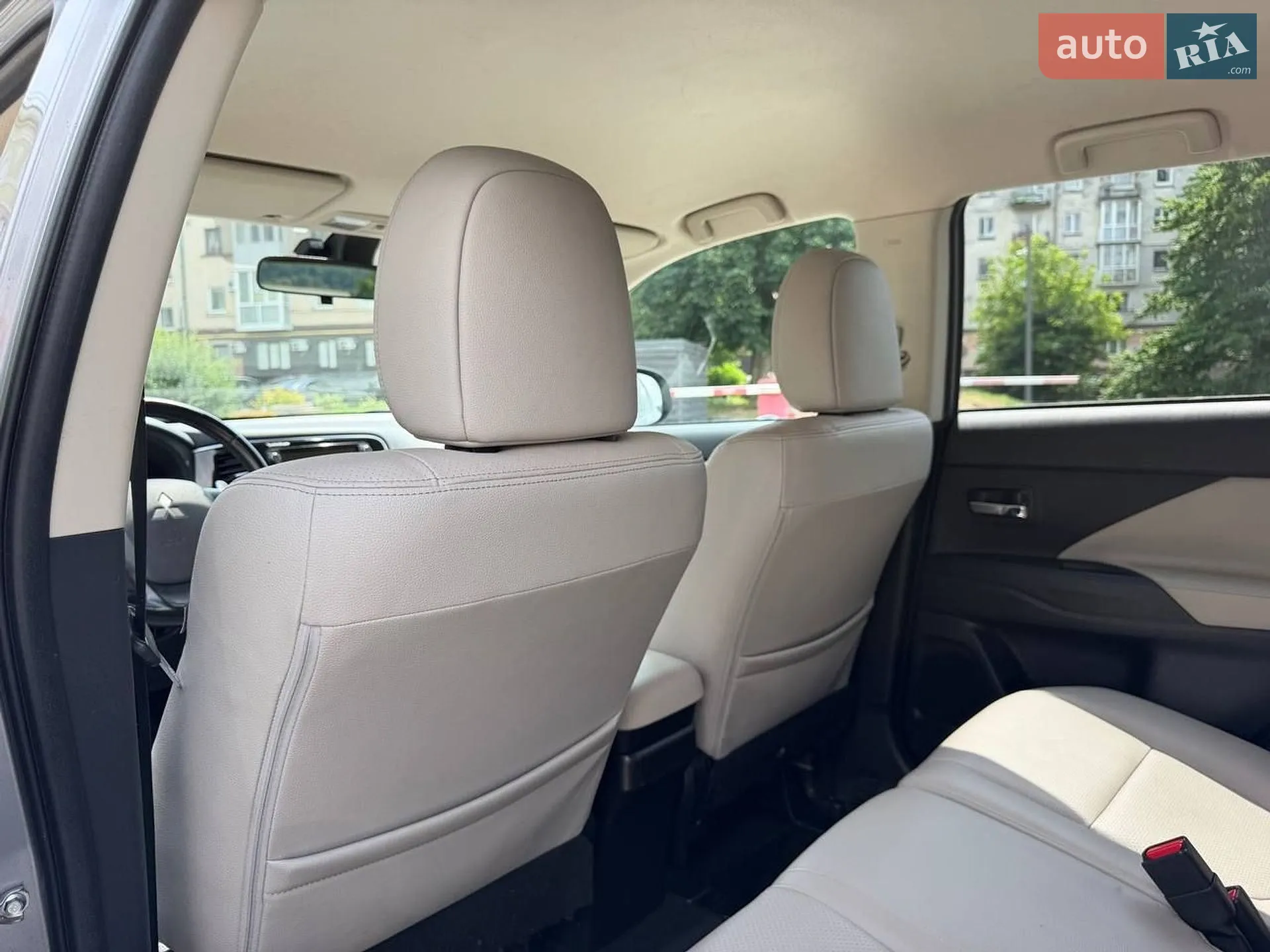 2014 Mitsubishi Outlander - мініатюра 39