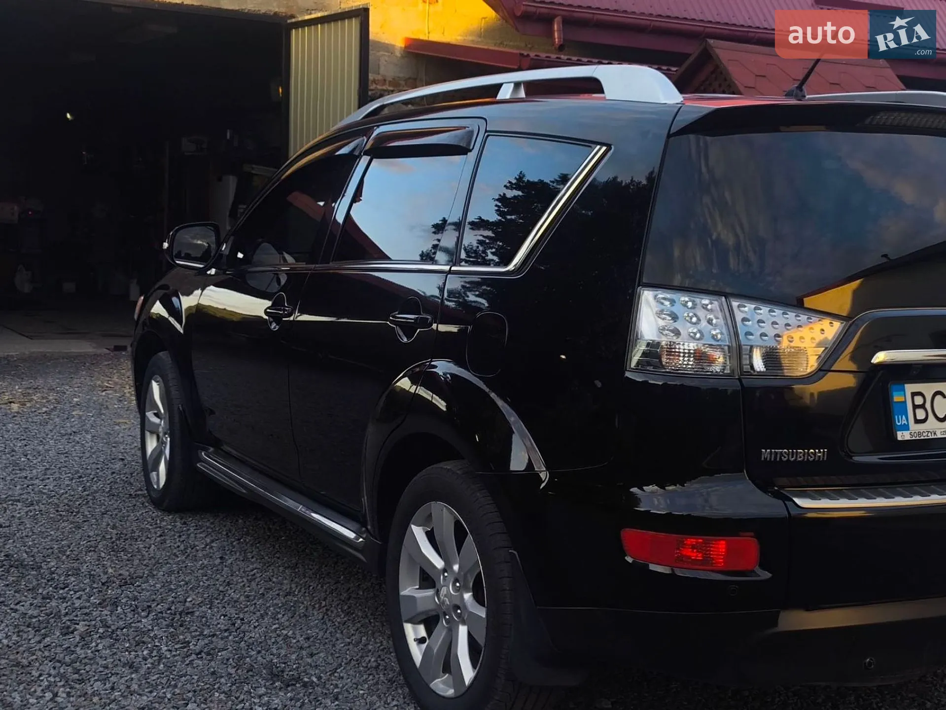 2010 Mitsubishi Outlander - мініатюра 7