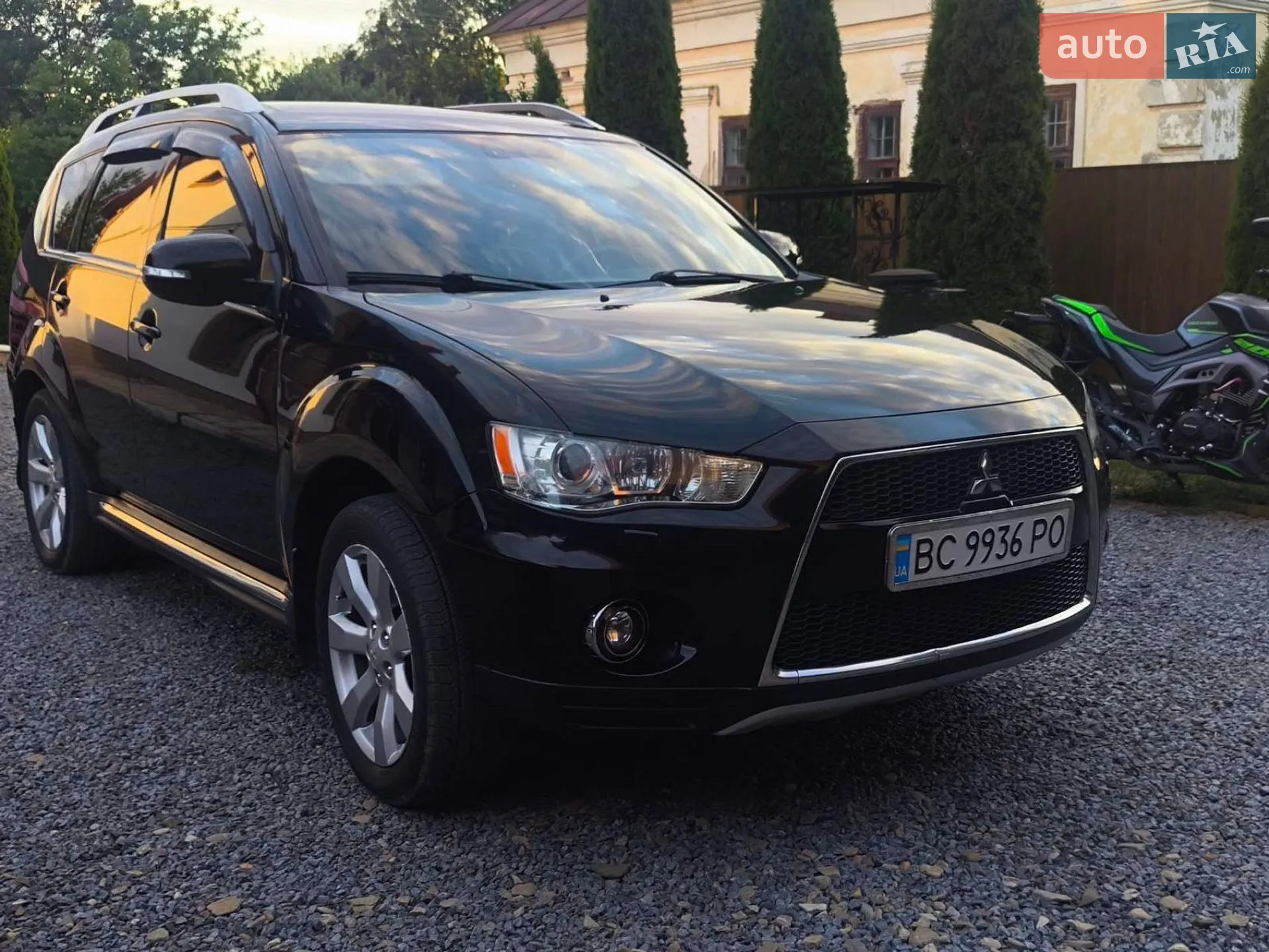 2010 Mitsubishi Outlander - мініатюра 2