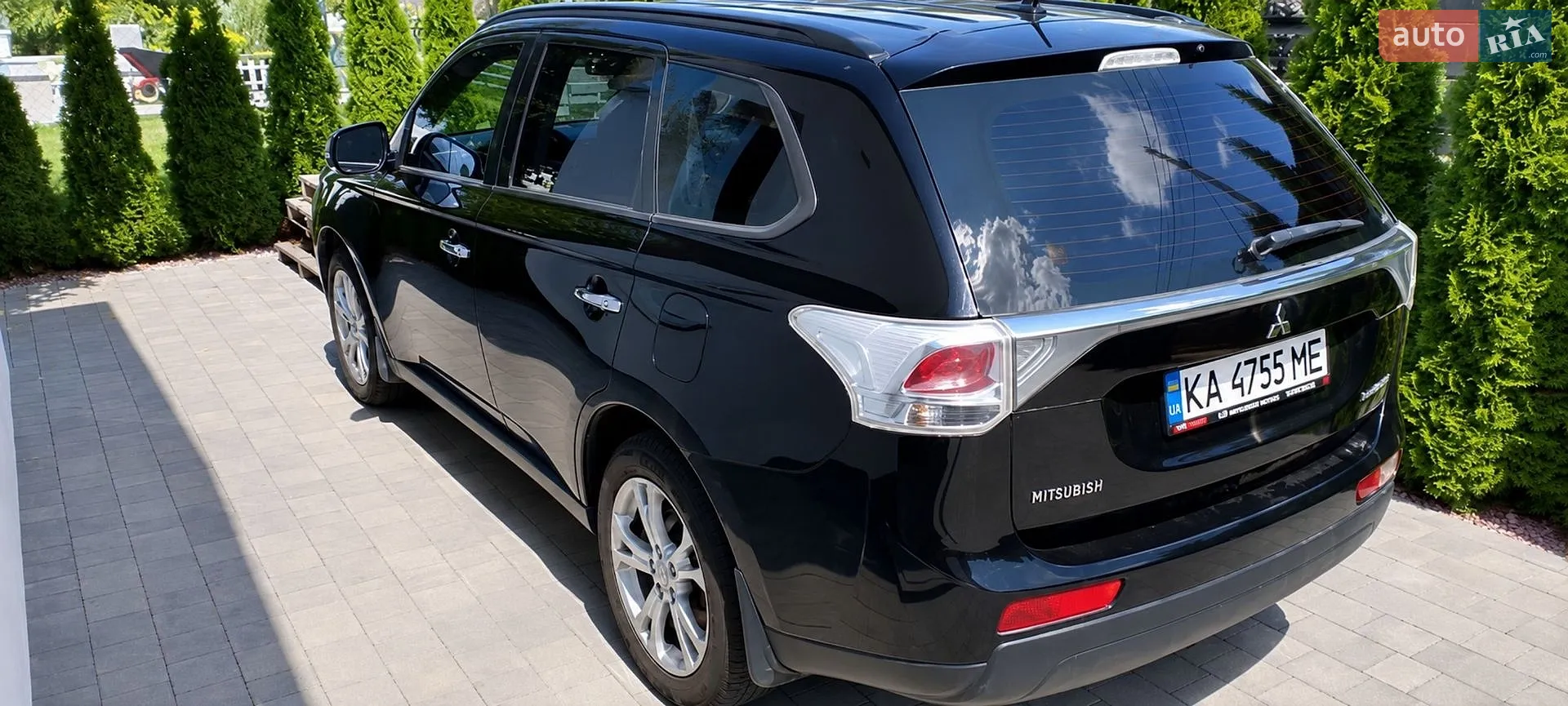 2013 Mitsubishi Outlander - мініатюра 2
