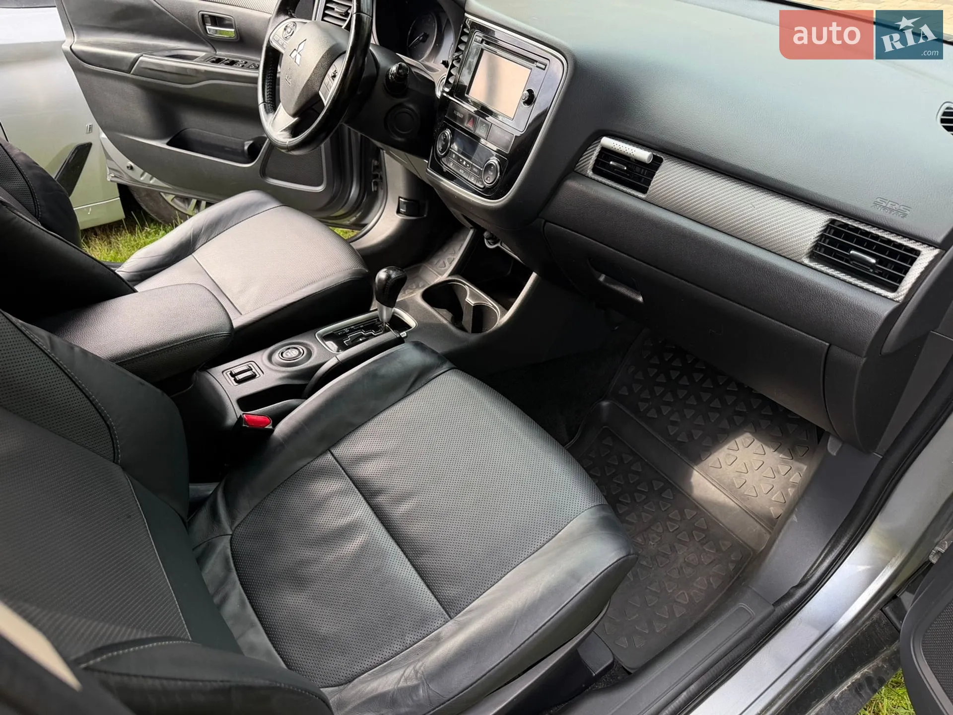 2013 Mitsubishi Outlander - мініатюра 30