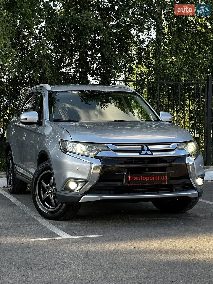 2017 Mitsubishi Outlander - мініатюра 43