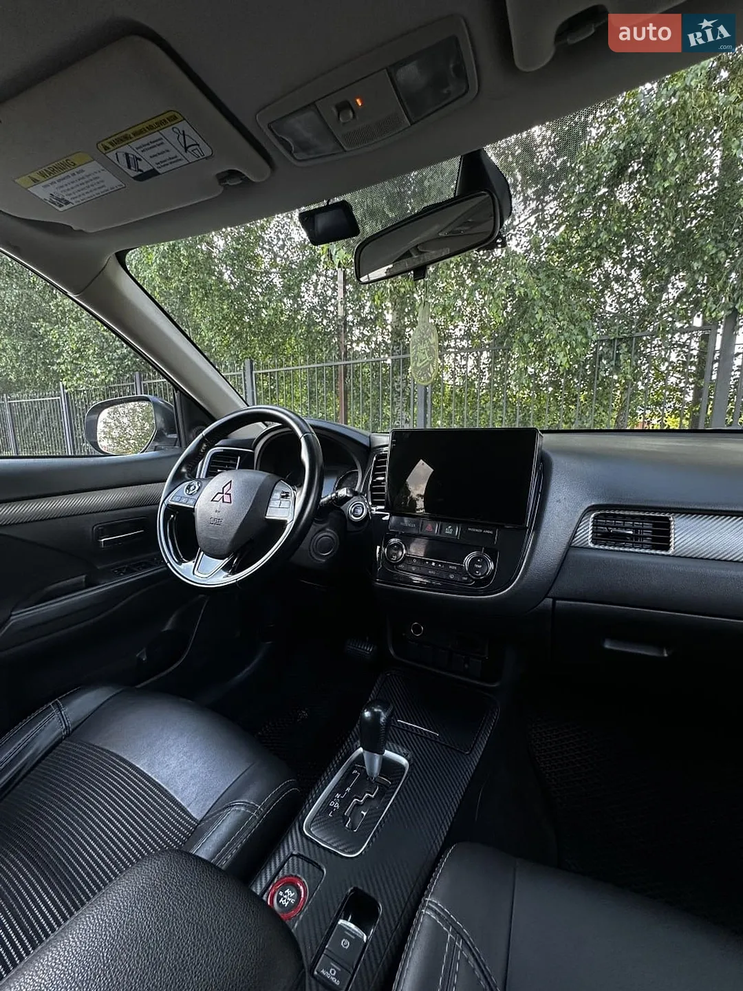 2017 Mitsubishi Outlander - мініатюра 30
