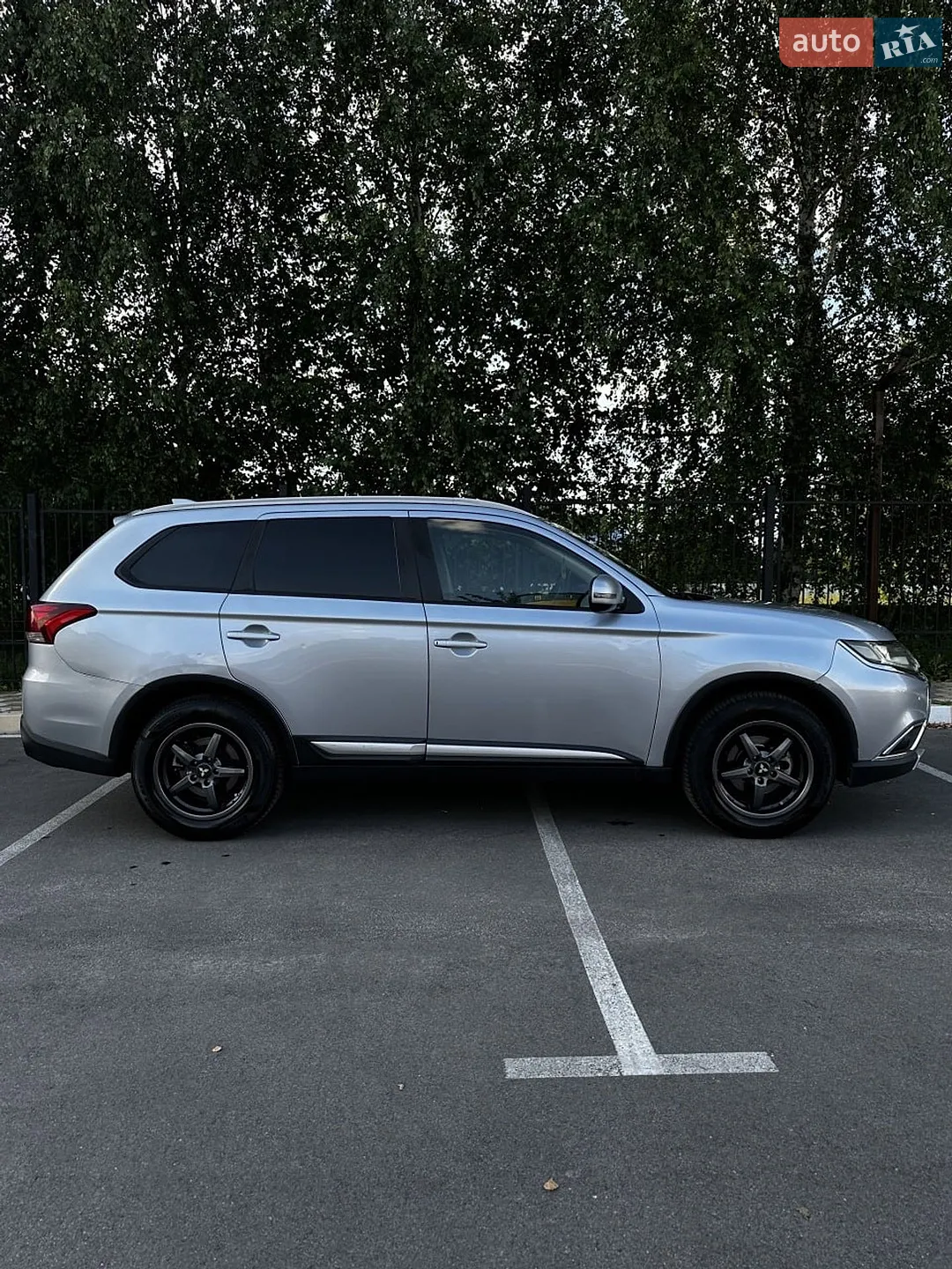2017 Mitsubishi Outlander - мініатюра 6