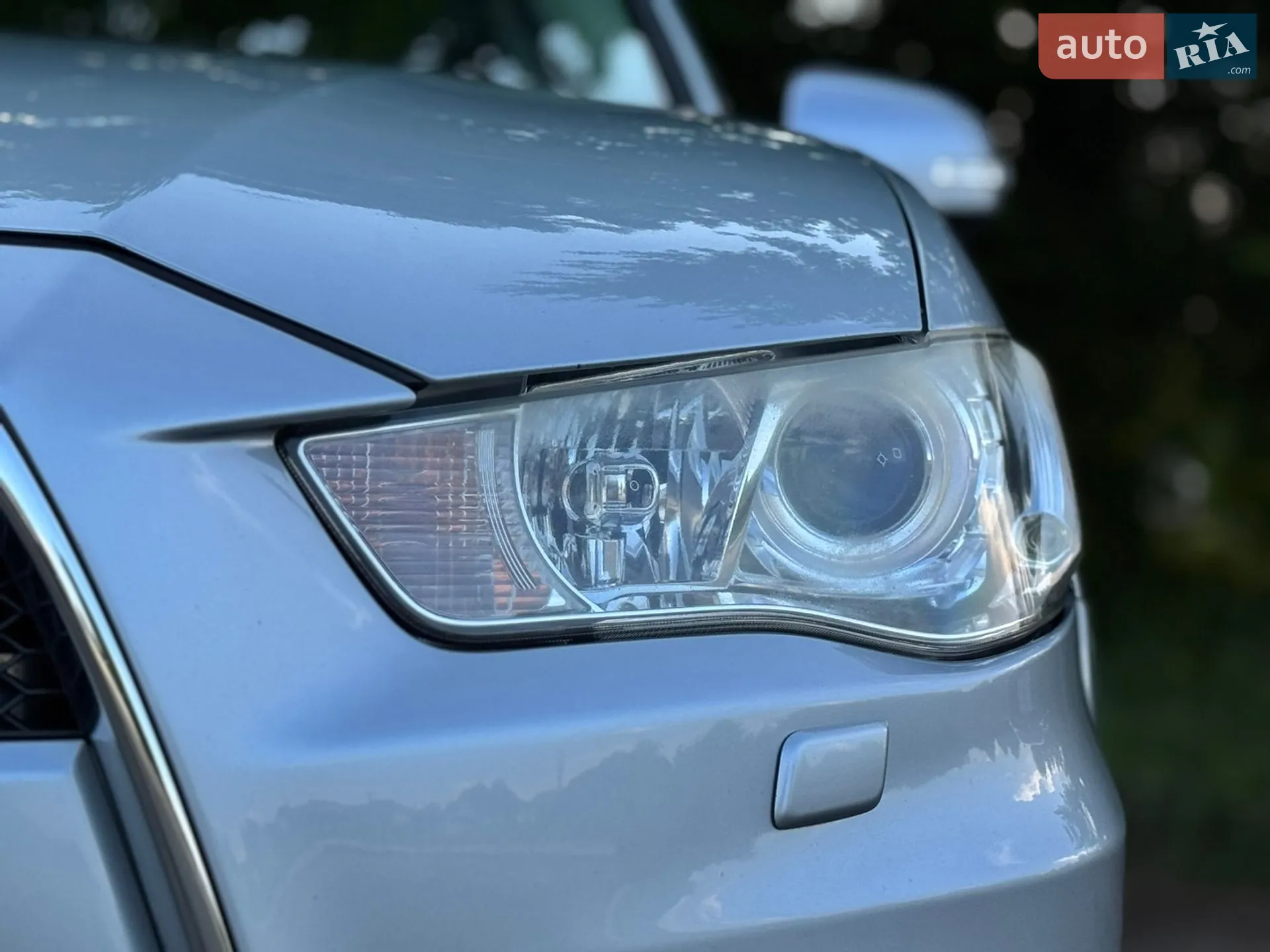 2012 Mitsubishi Outlander - мініатюра 12