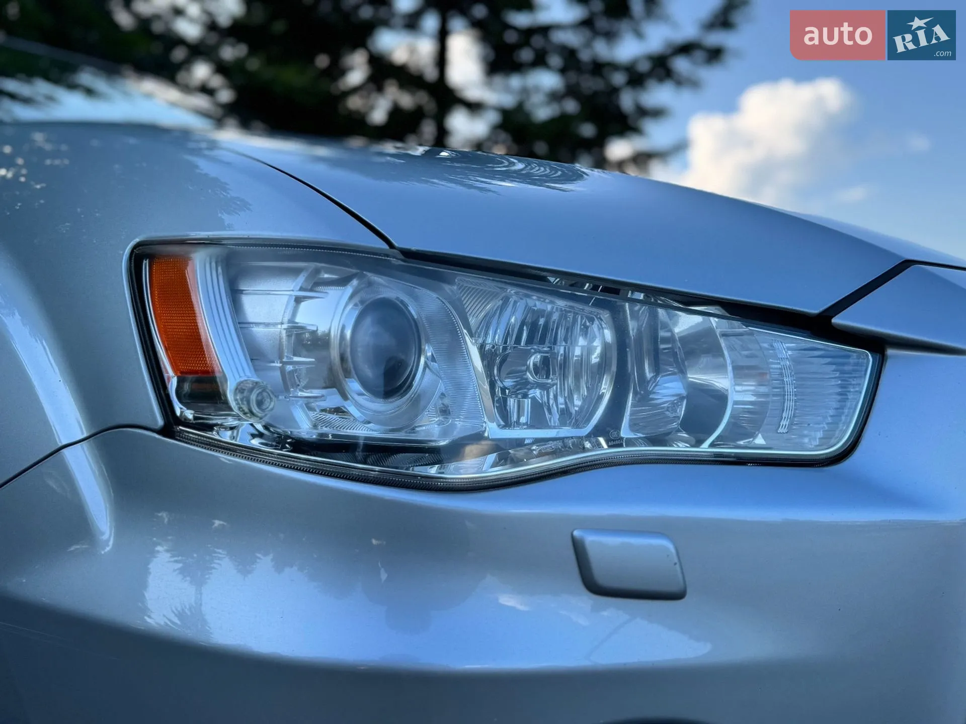2012 Mitsubishi Outlander - мініатюра 16