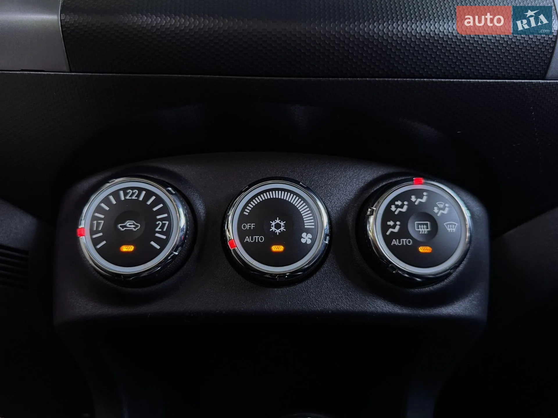 2012 Mitsubishi Outlander - мініатюра 54