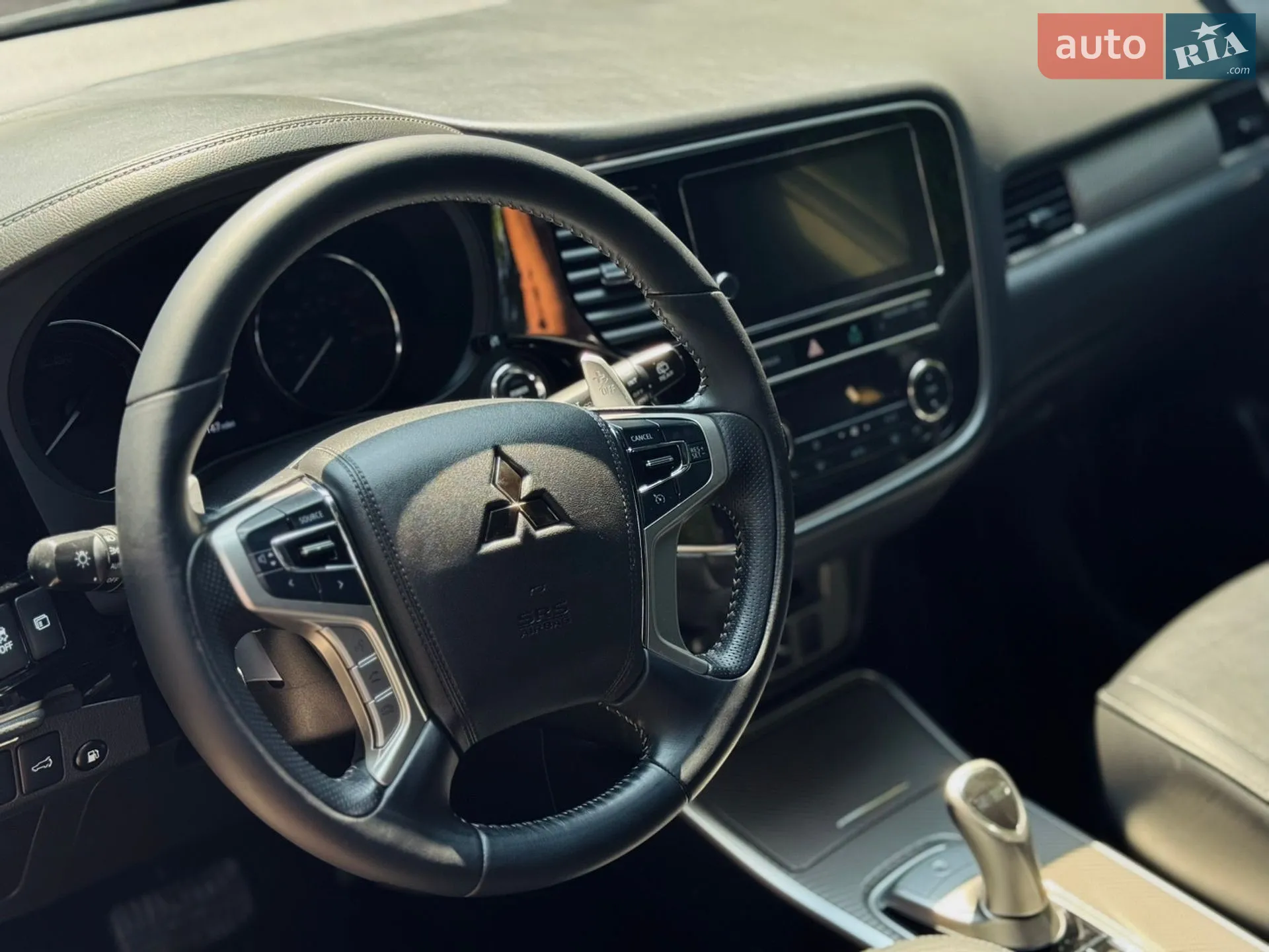 2019 Mitsubishi Outlander - мініатюра 14