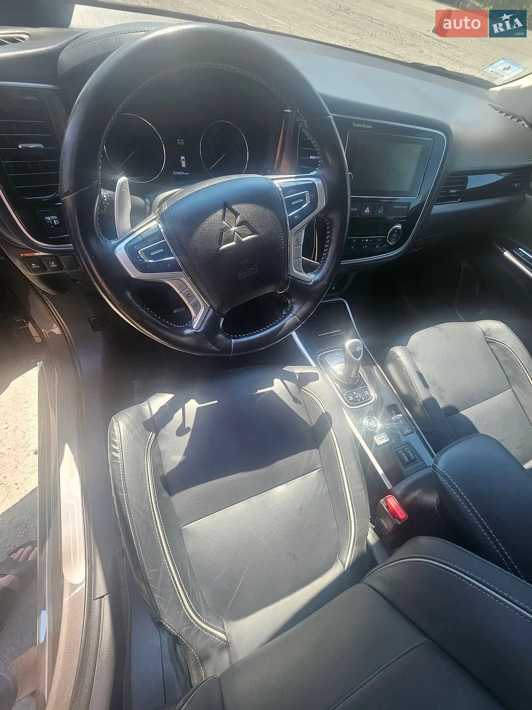 2018 Mitsubishi Outlander - мініатюра 16