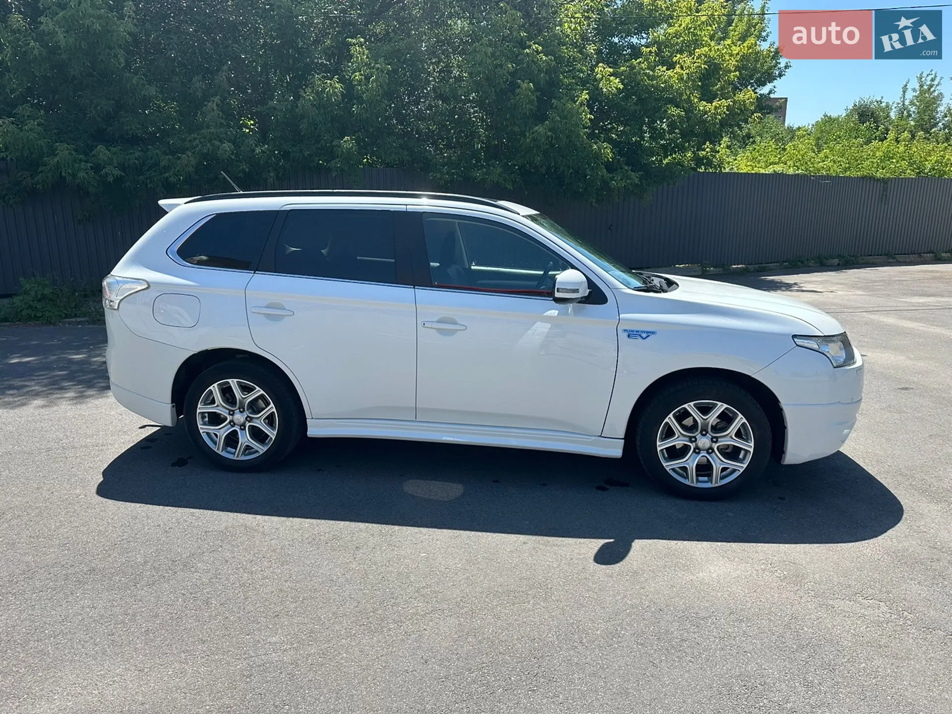 2014 Mitsubishi Outlander - мініатюра 6