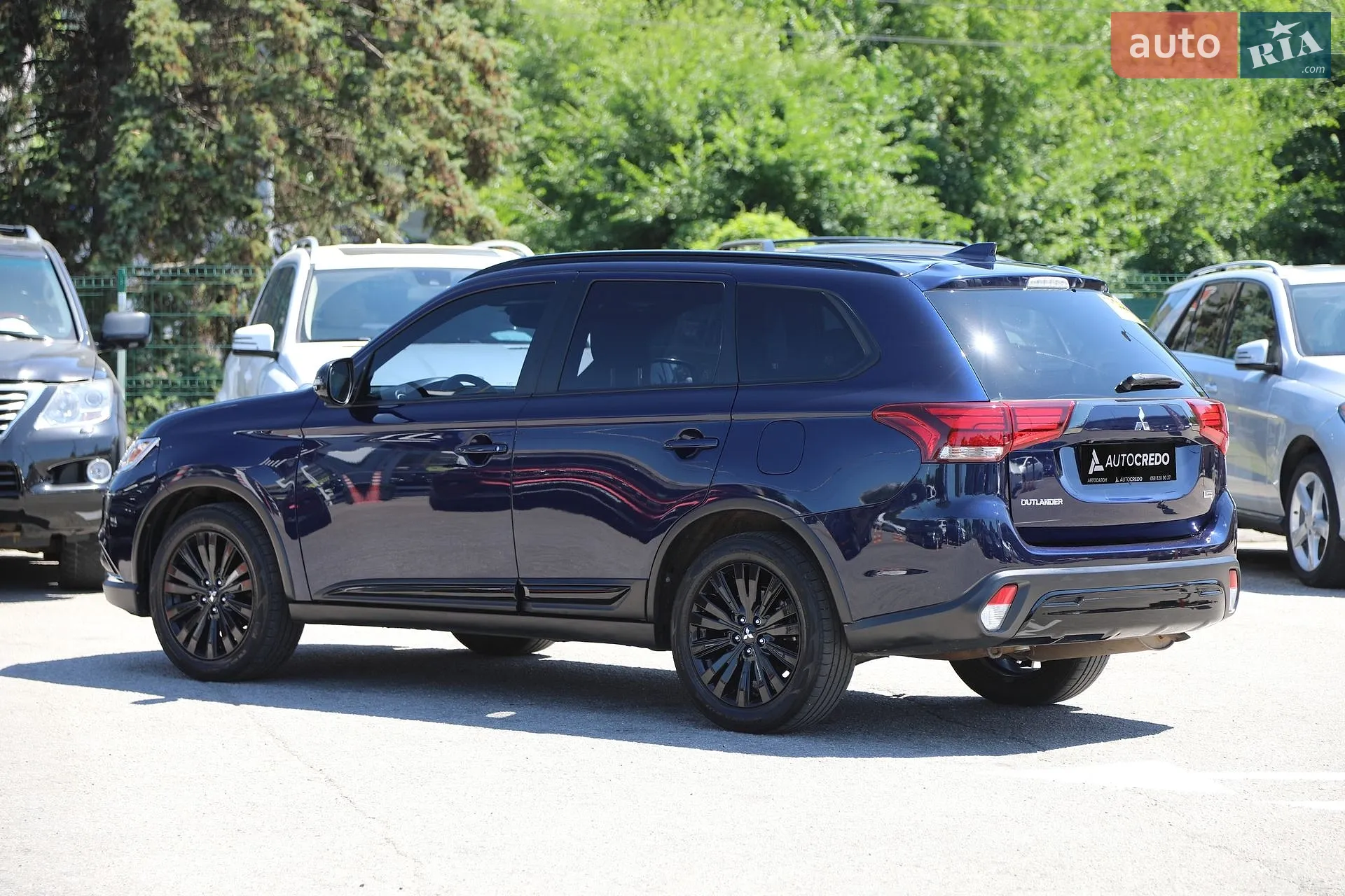 2020 Mitsubishi Outlander - мініатюра 9