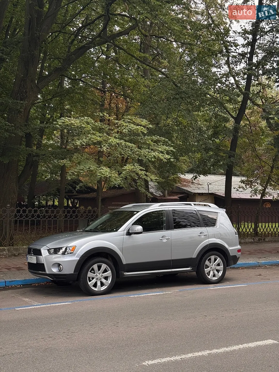 2010 Mitsubishi Outlander - мініатюра 7