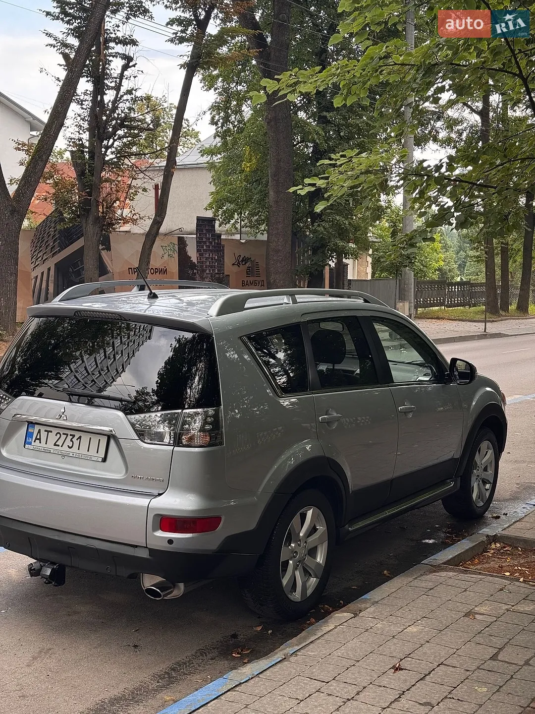 2010 Mitsubishi Outlander - мініатюра 10