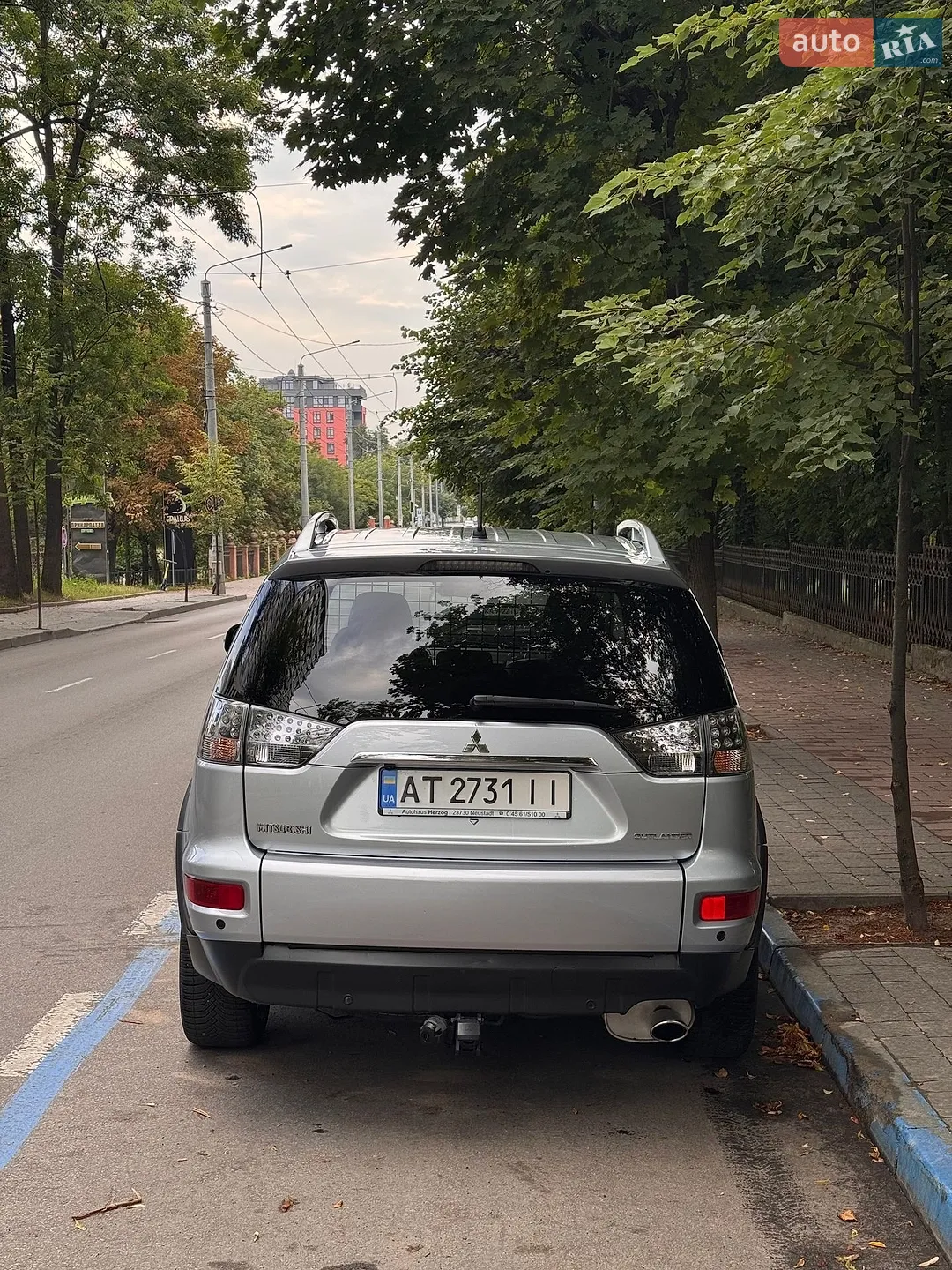 2010 Mitsubishi Outlander - мініатюра 13