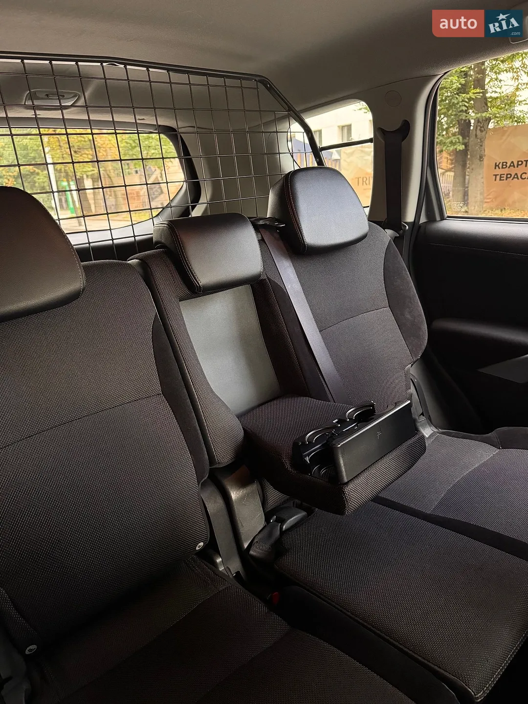2010 Mitsubishi Outlander - мініатюра 21