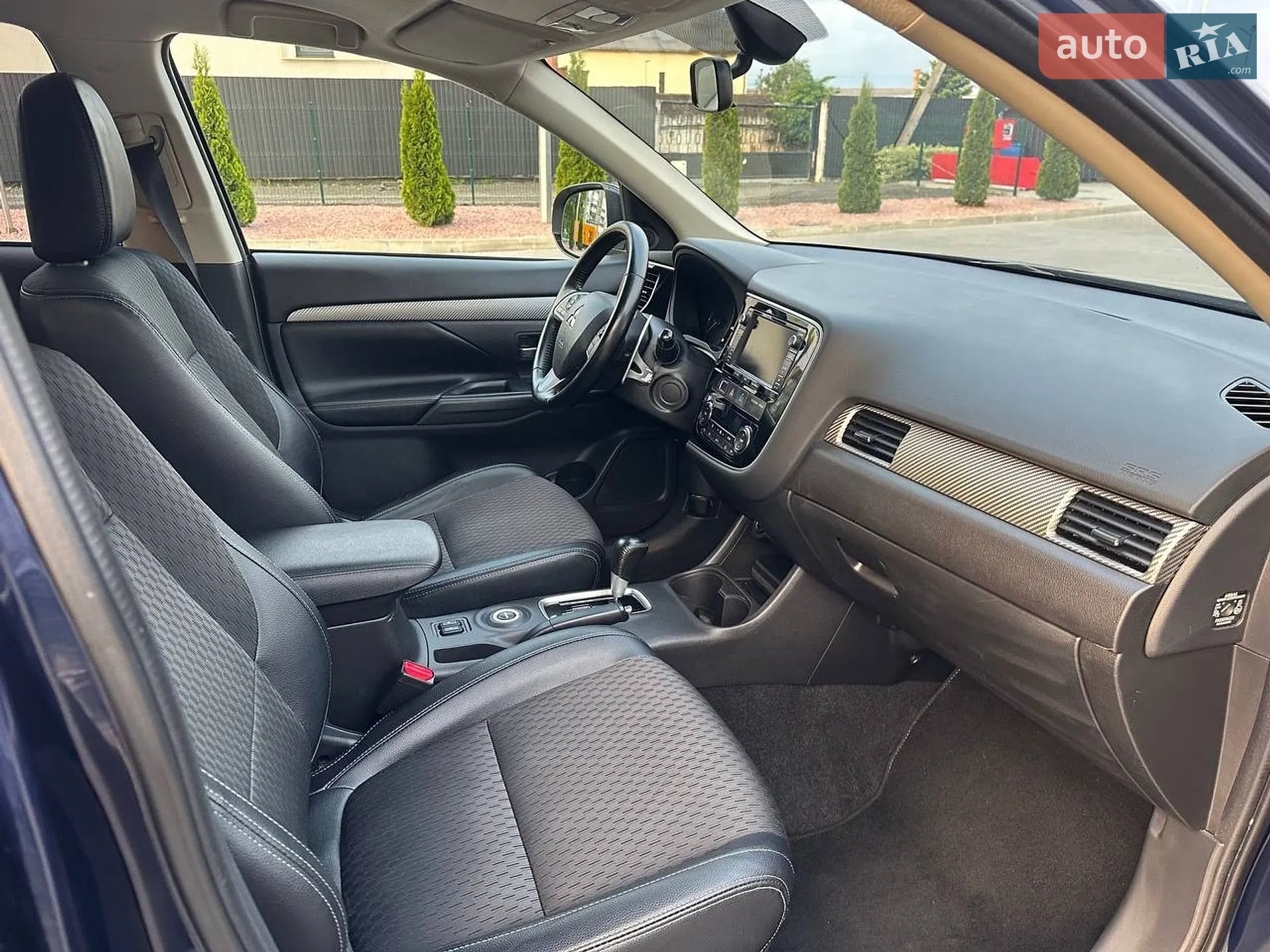 2015 Mitsubishi Outlander - мініатюра 13