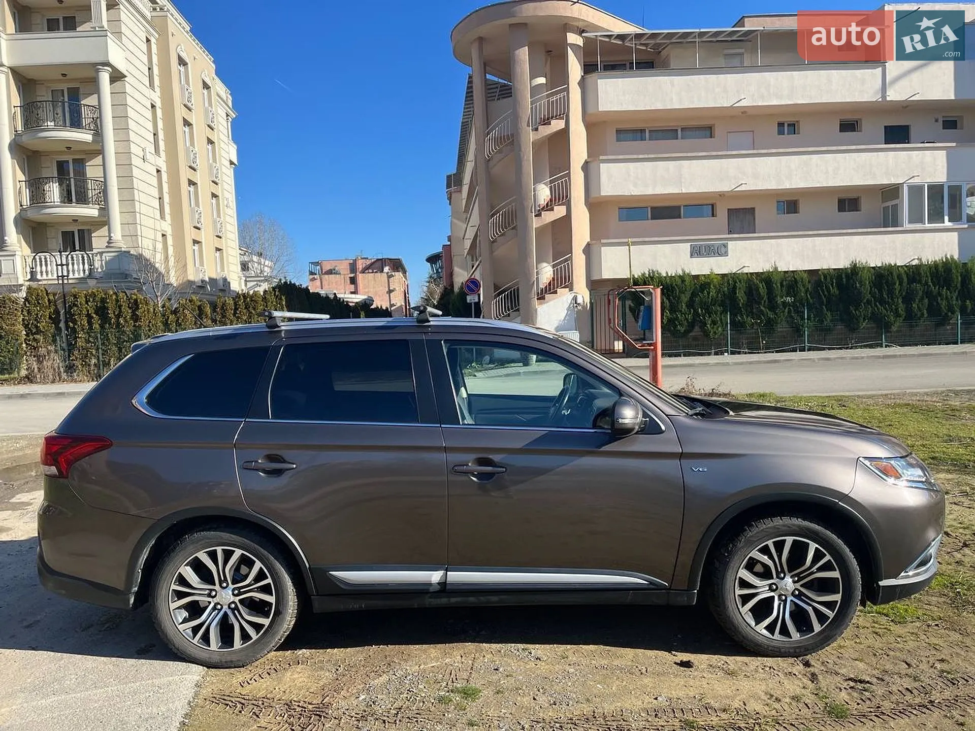 2015 Mitsubishi Outlander - мініатюра 2