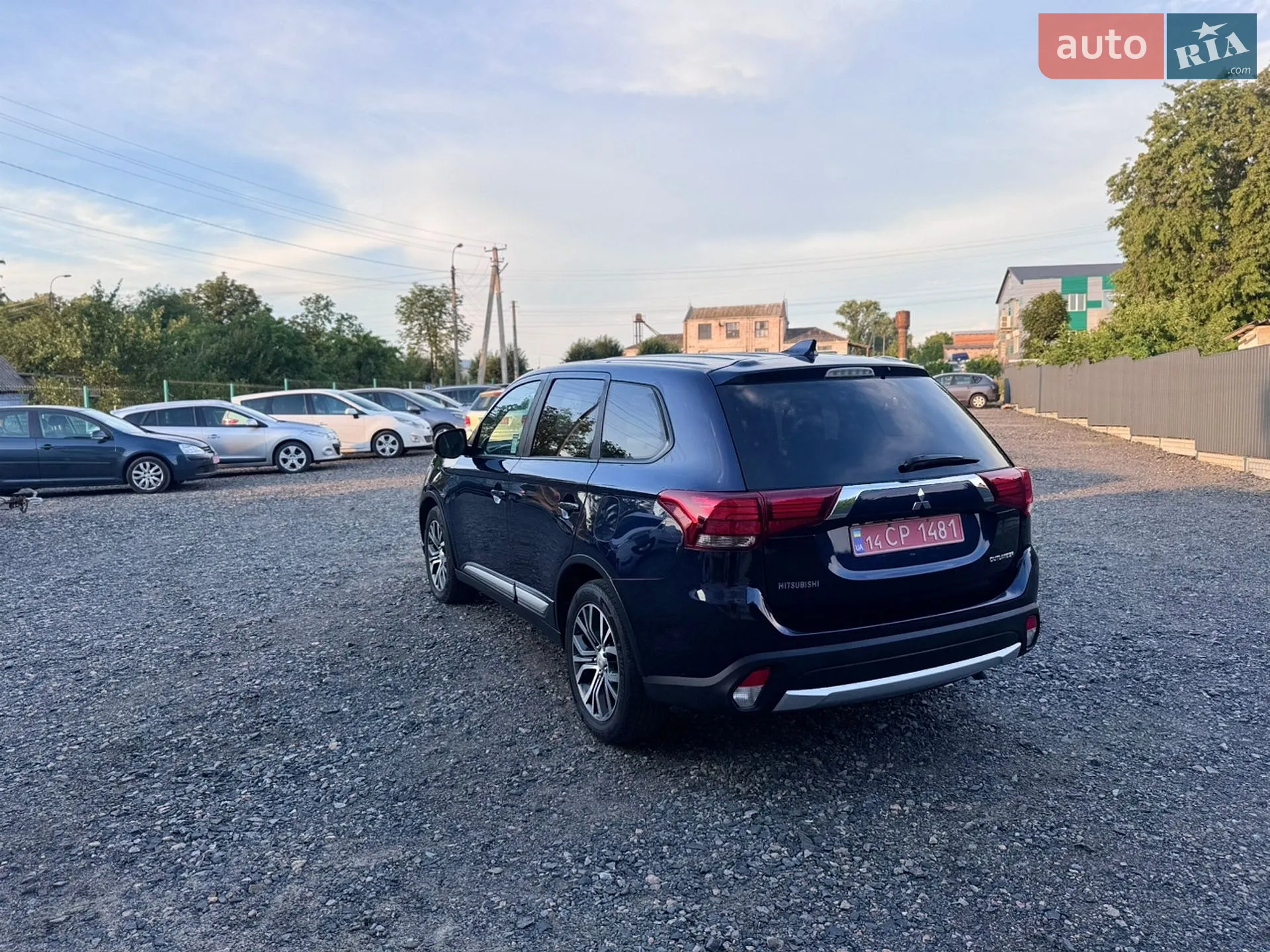 2016 Mitsubishi Outlander - мініатюра 15