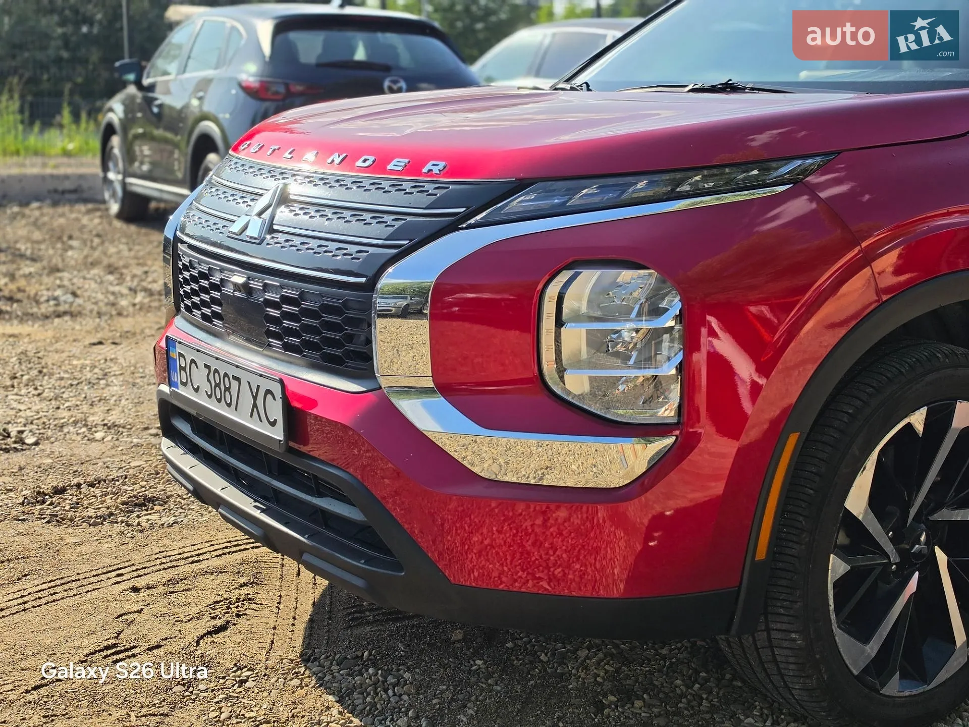 2021 Mitsubishi Outlander - мініатюра 2