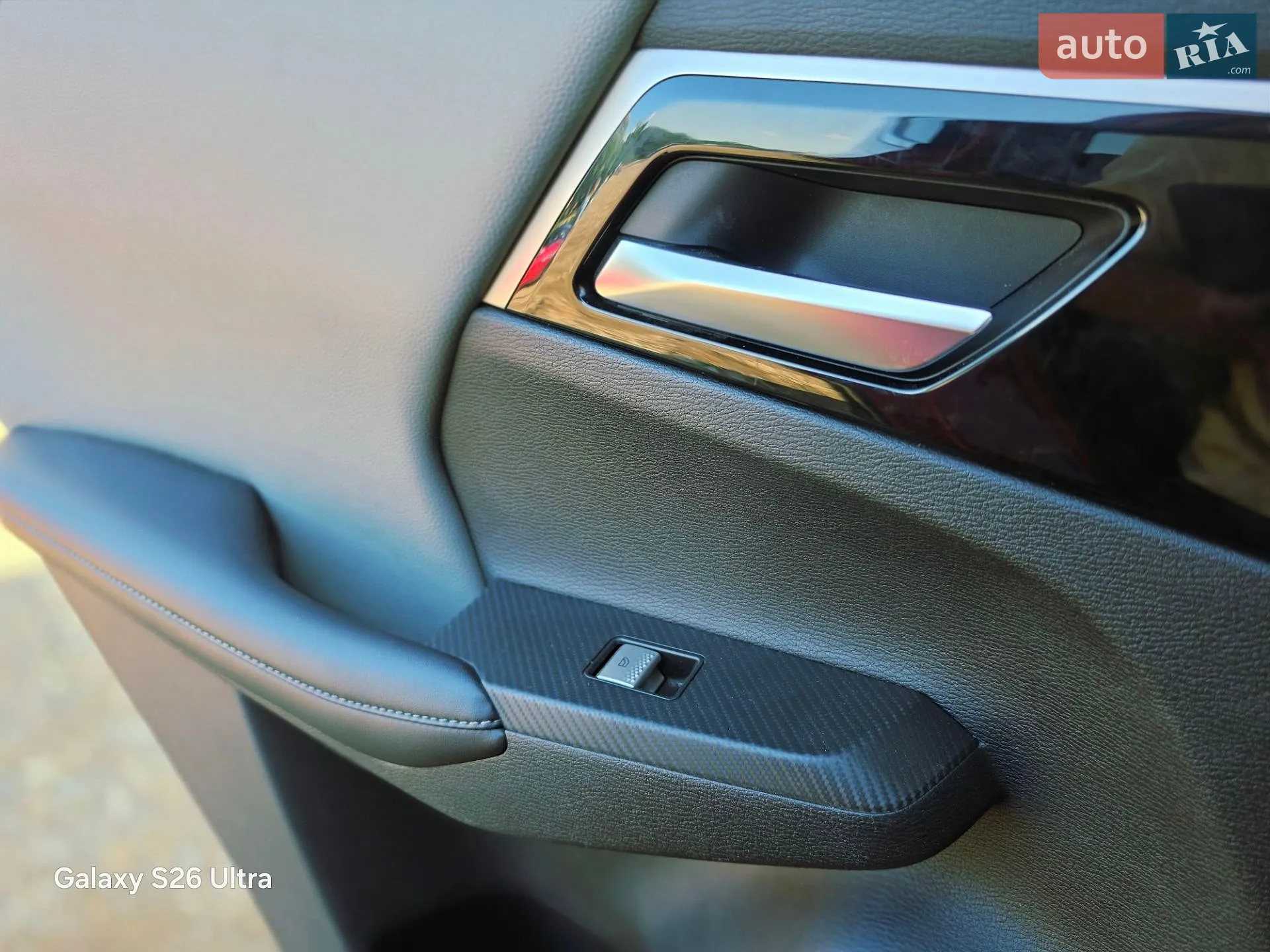 2021 Mitsubishi Outlander - мініатюра 15