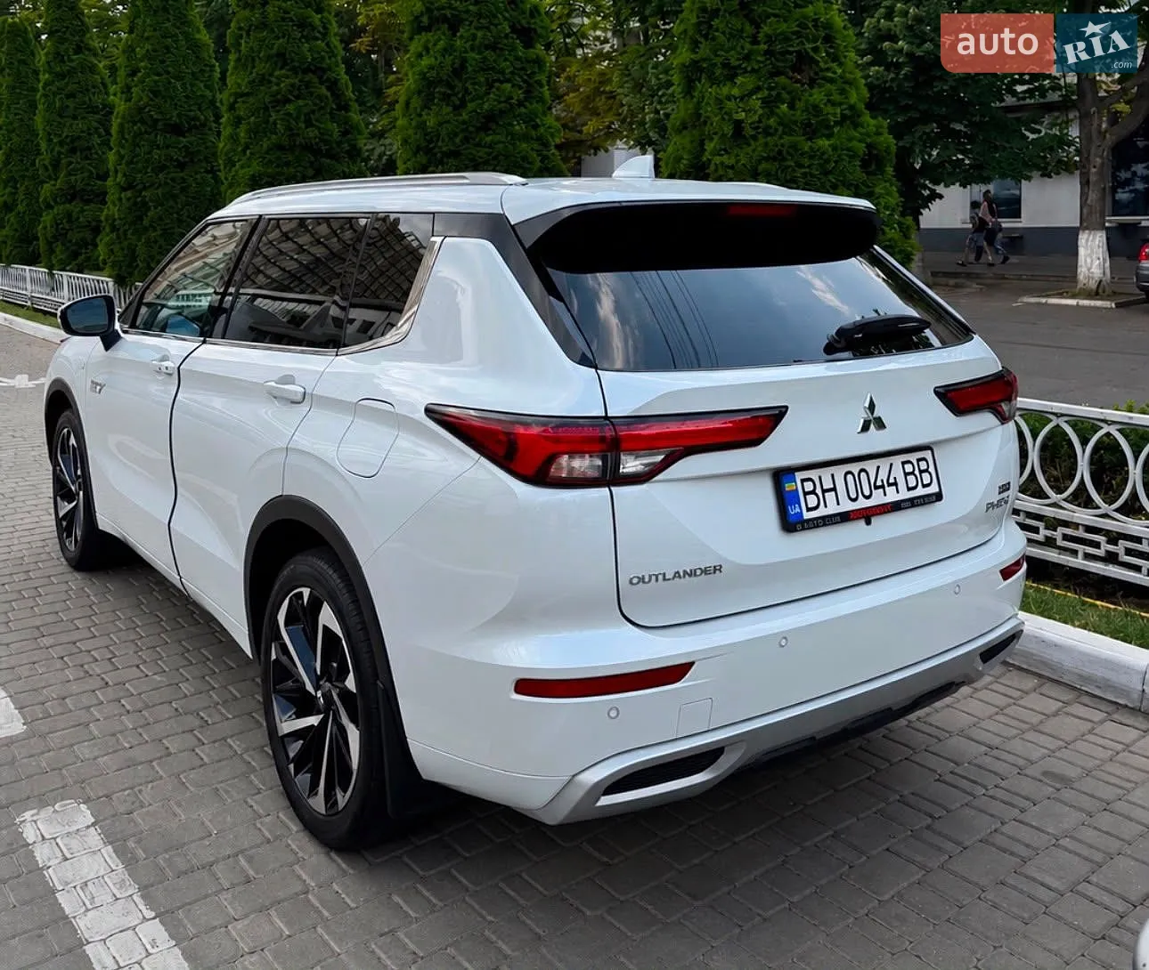 2024 Mitsubishi Outlander - мініатюра 11