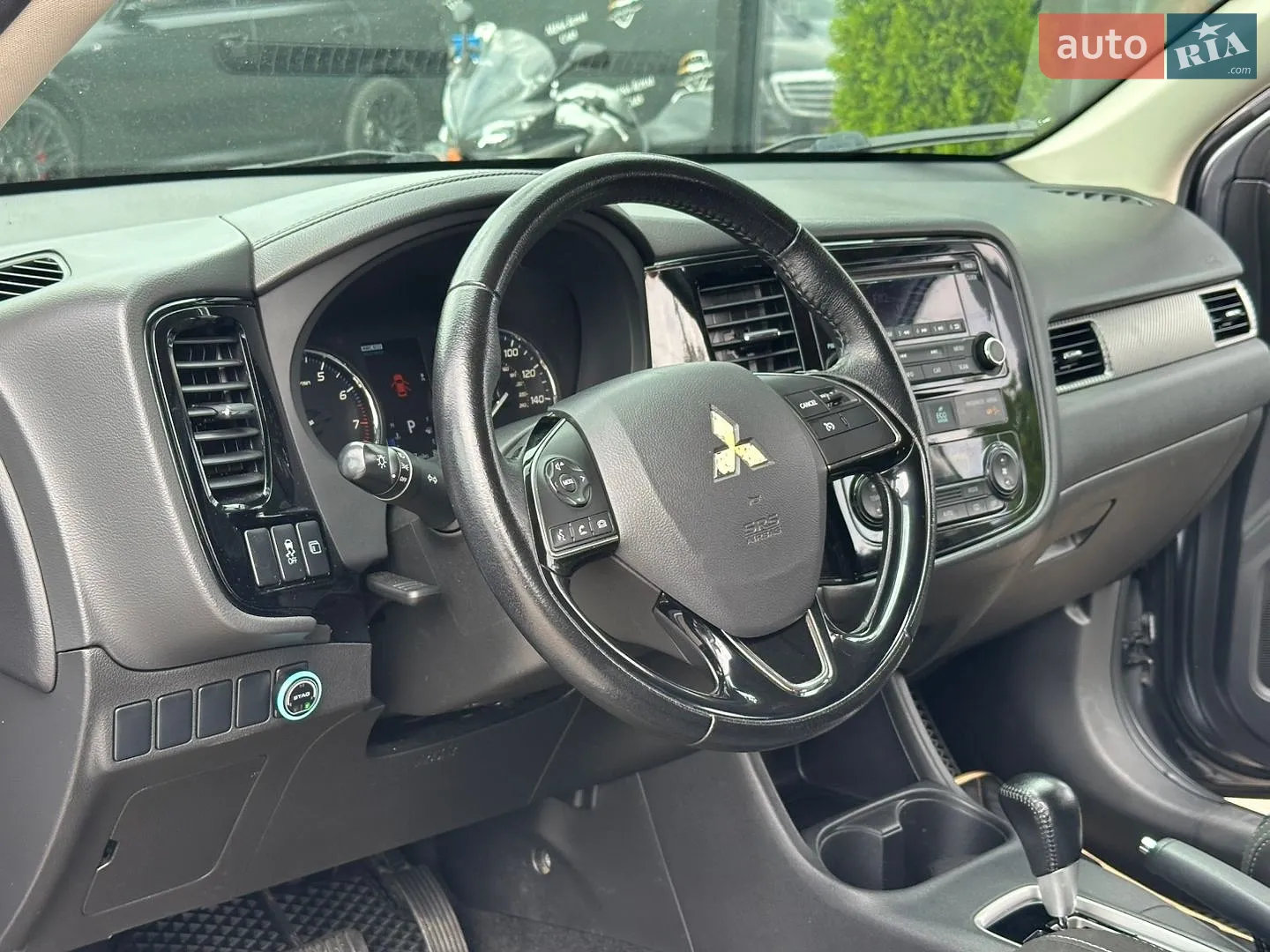 2016 Mitsubishi Outlander - мініатюра 13