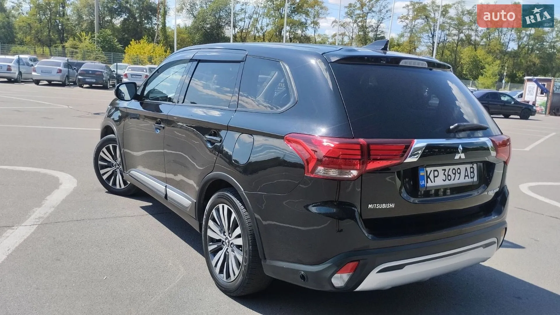 2019 Mitsubishi Outlander - мініатюра 9