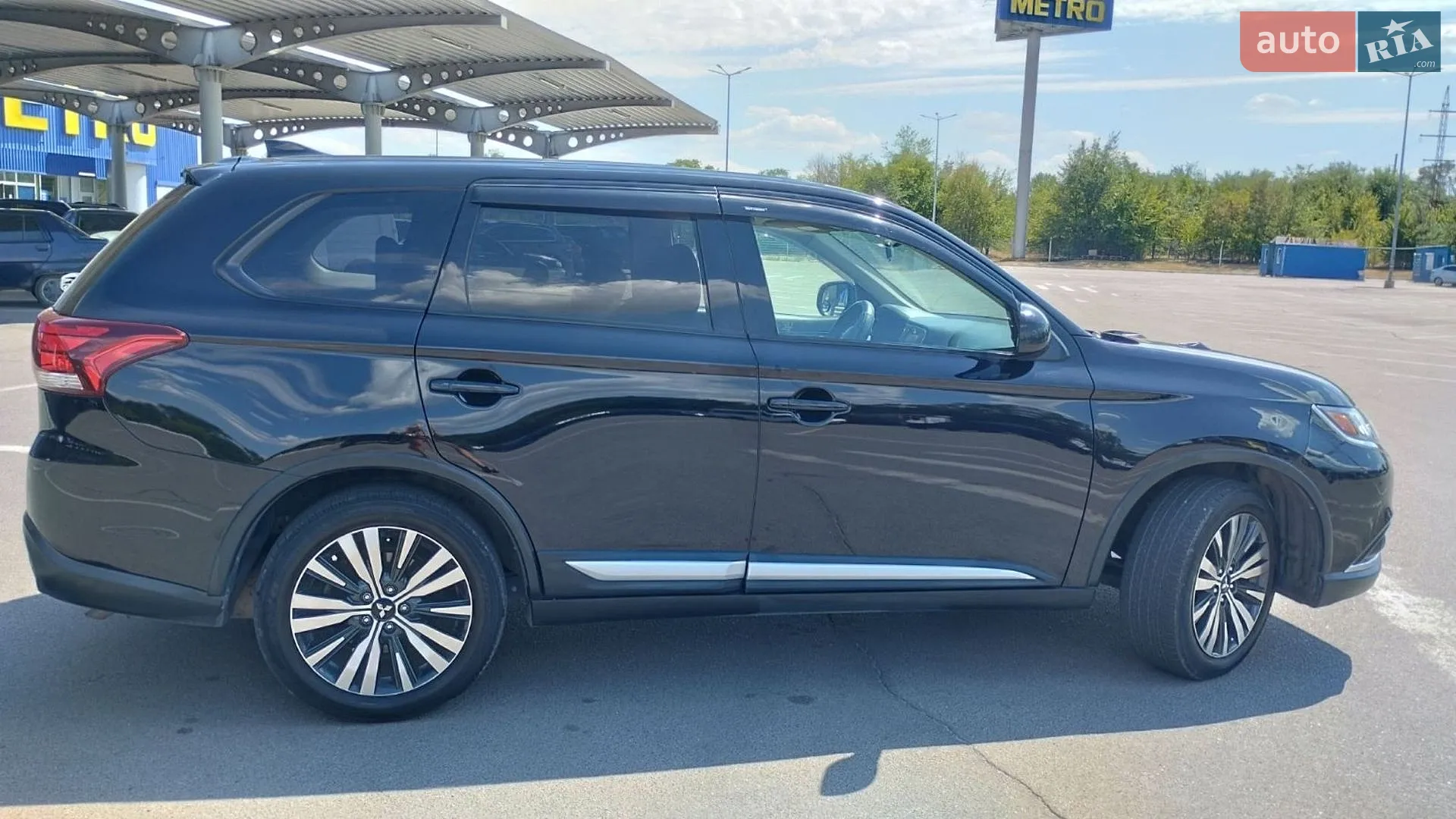 2019 Mitsubishi Outlander - мініатюра 5