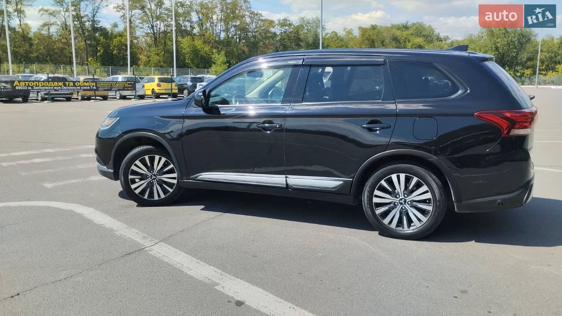 2019 Mitsubishi Outlander - мініатюра 6