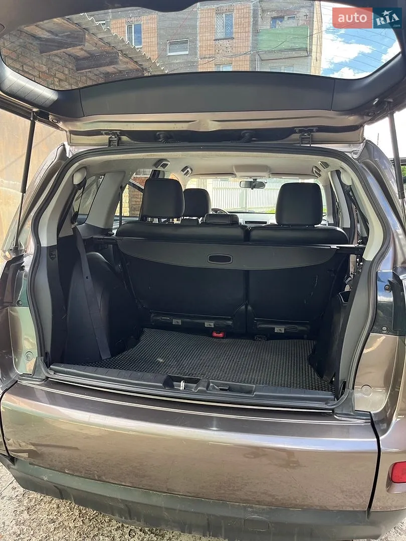 2011 Mitsubishi Outlander - мініатюра 8