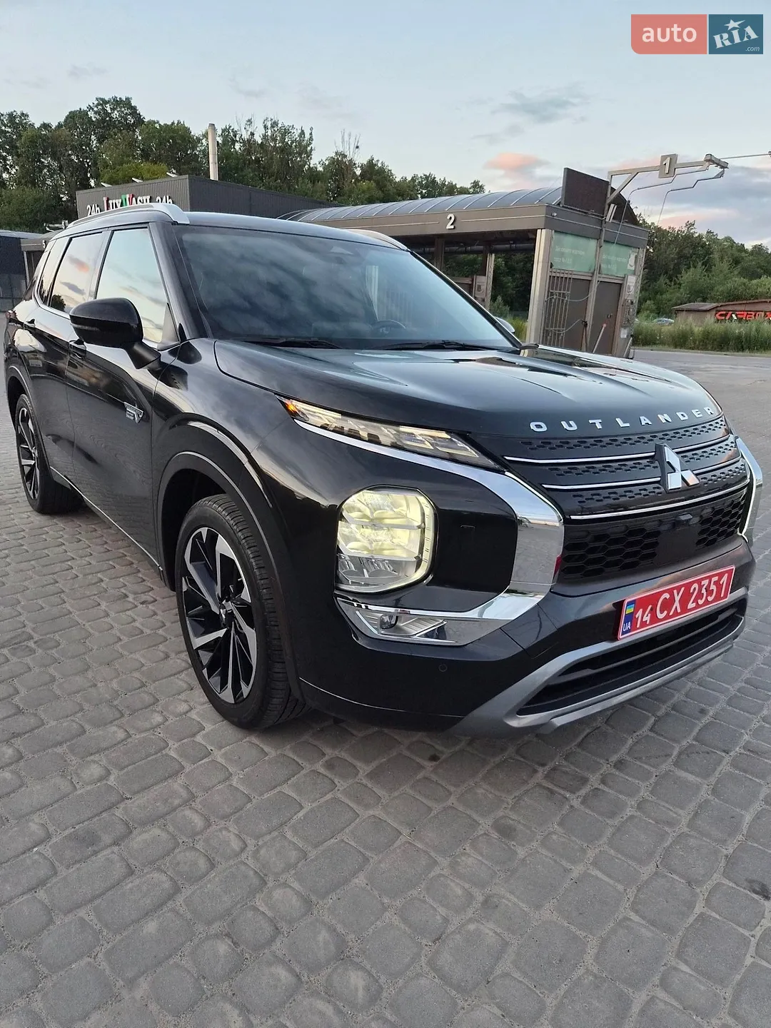 2023 Mitsubishi Outlander - мініатюра 3