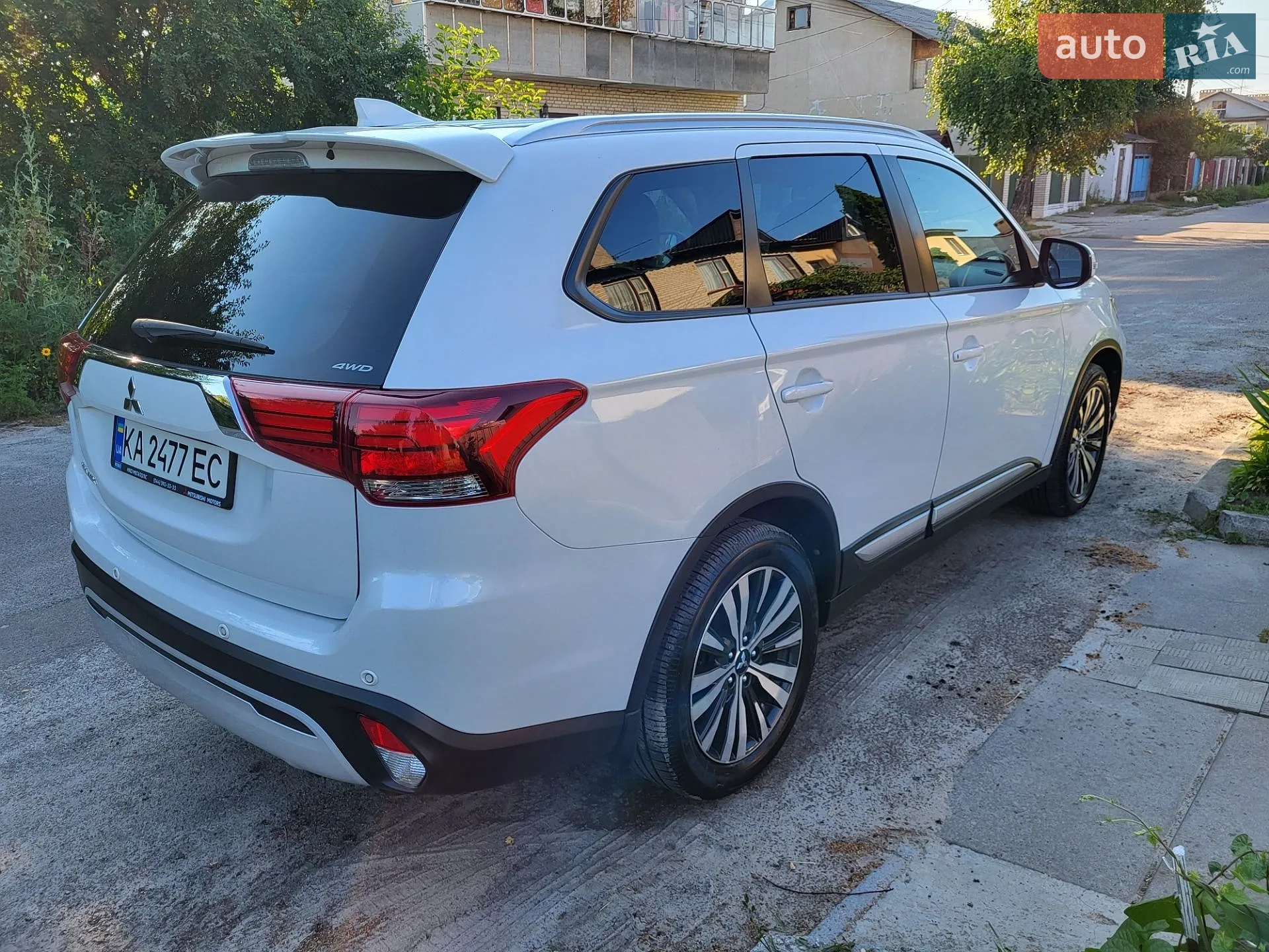 2021 Mitsubishi Outlander - мініатюра 6