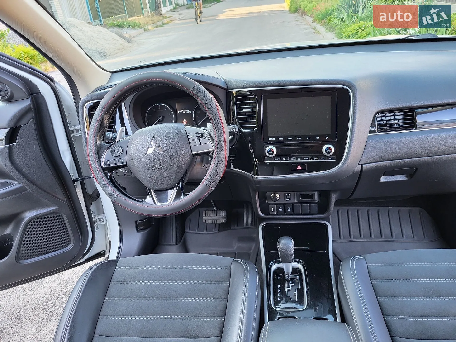 2021 Mitsubishi Outlander - мініатюра 13
