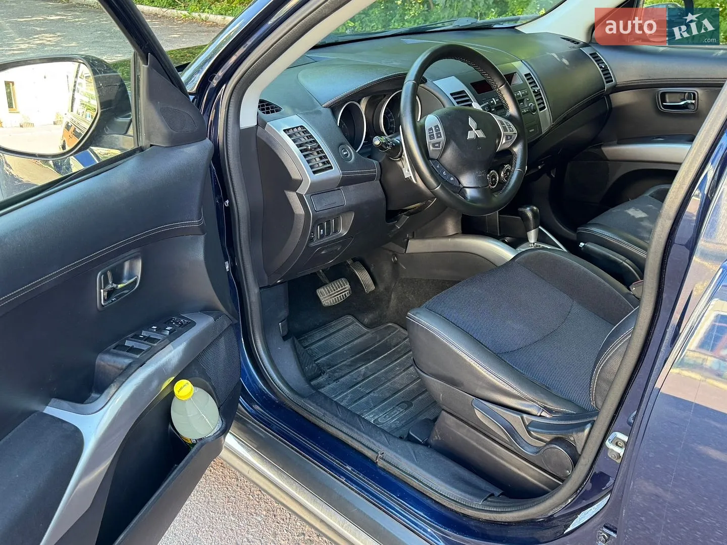 2010 Mitsubishi Outlander - мініатюра 19