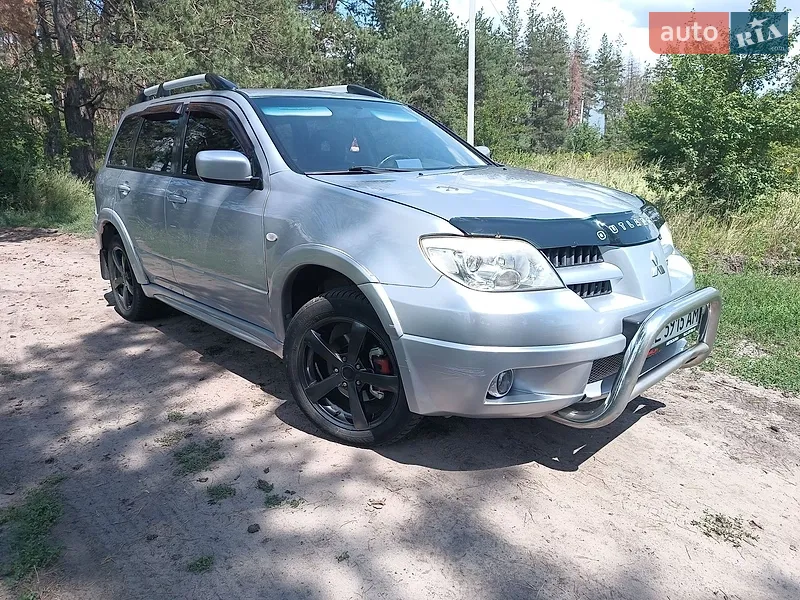 Mitsubishi Outlander