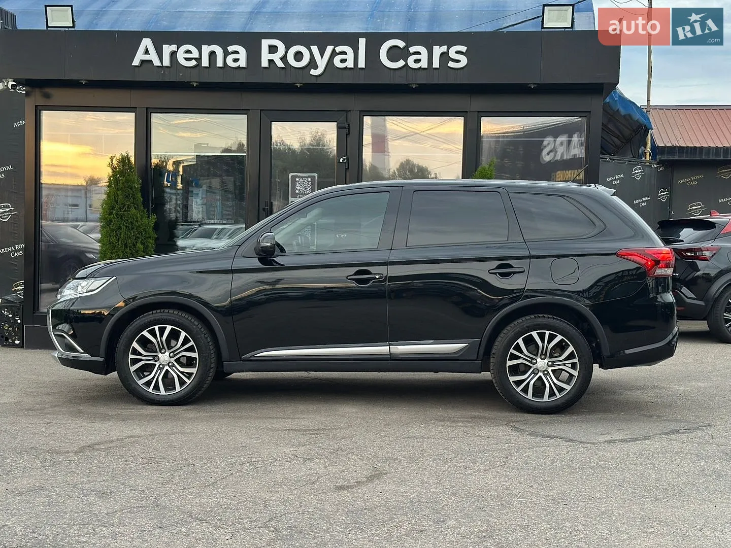 2016 Mitsubishi Outlander - мініатюра 5