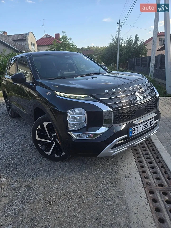 2020 Mitsubishi Outlander - мініатюра 42