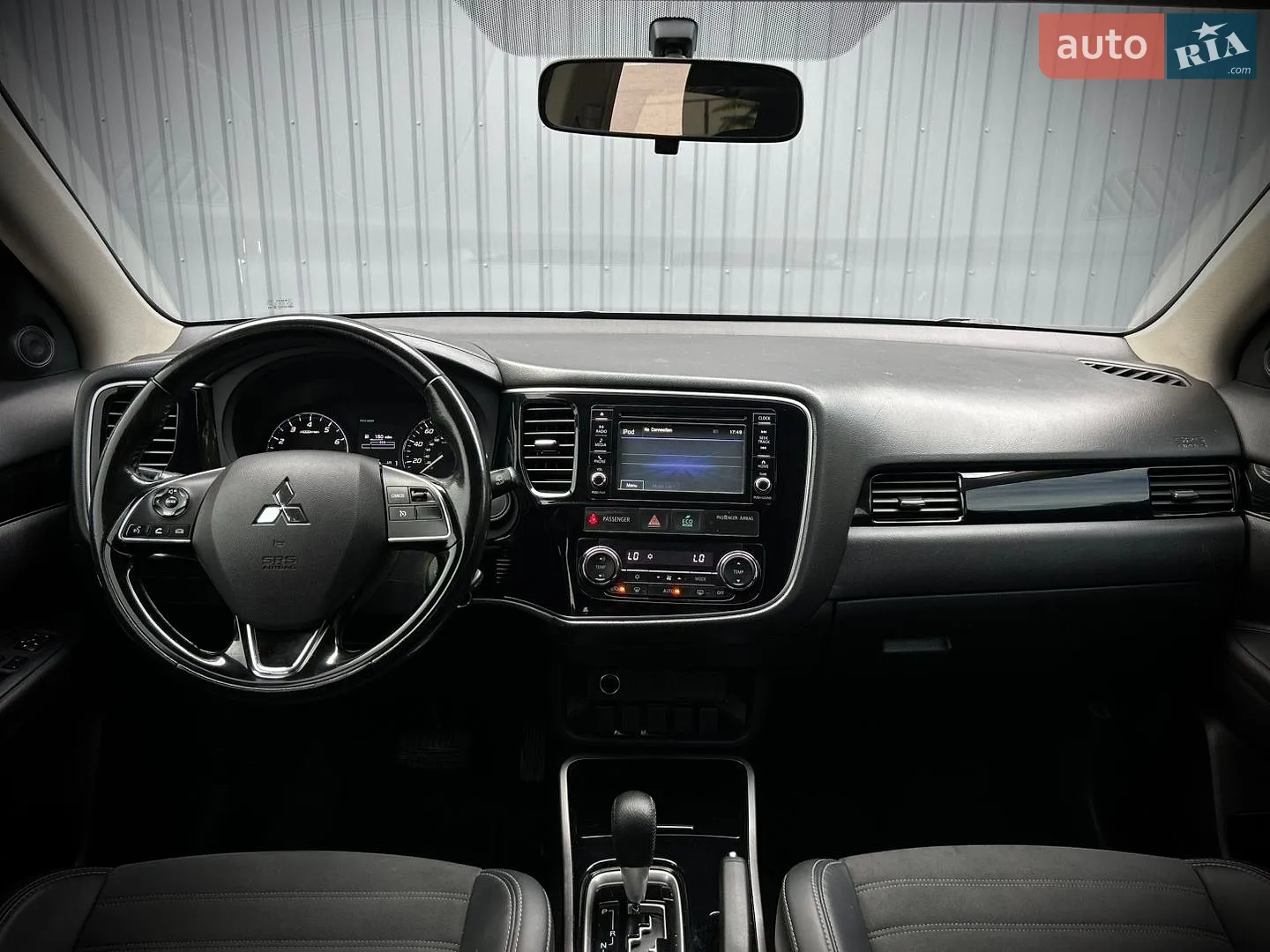 2017 Mitsubishi Outlander - мініатюра 19