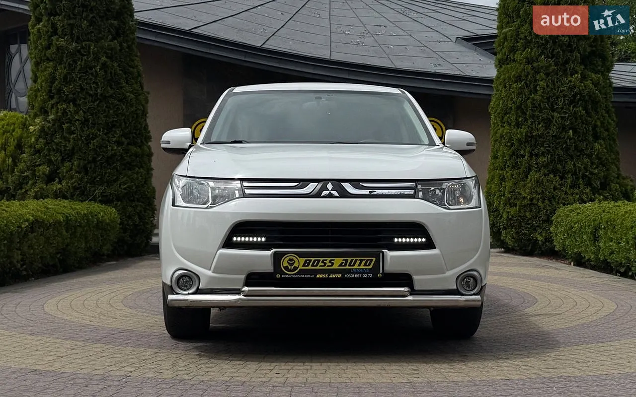 2012 Mitsubishi Outlander - мініатюра 2