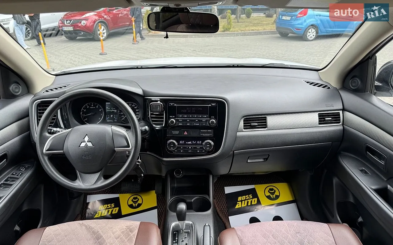 2012 Mitsubishi Outlander - мініатюра 11