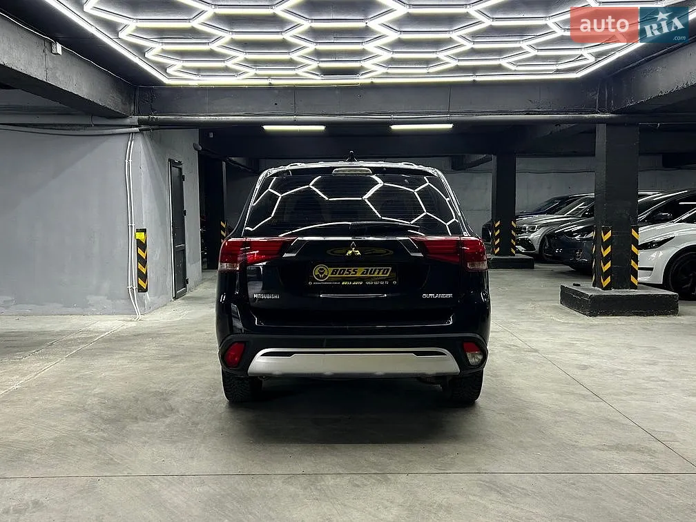 2018 Mitsubishi Outlander - мініатюра 9