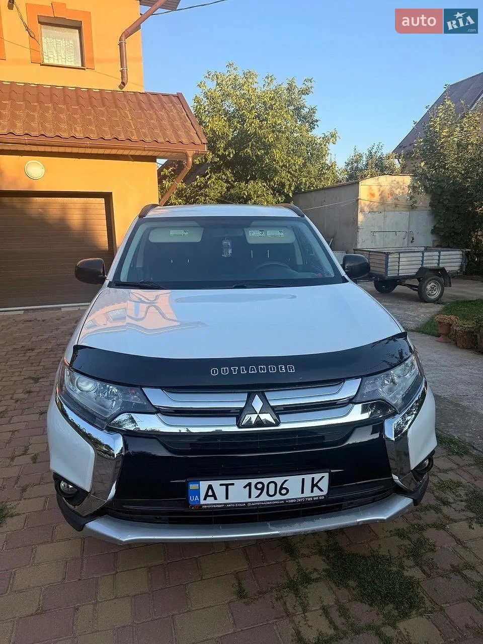 2018 Mitsubishi Outlander - фото 1