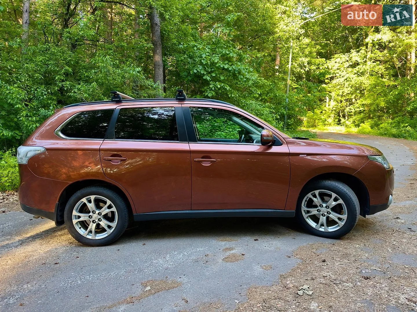 2014 Mitsubishi Outlander - мініатюра 18