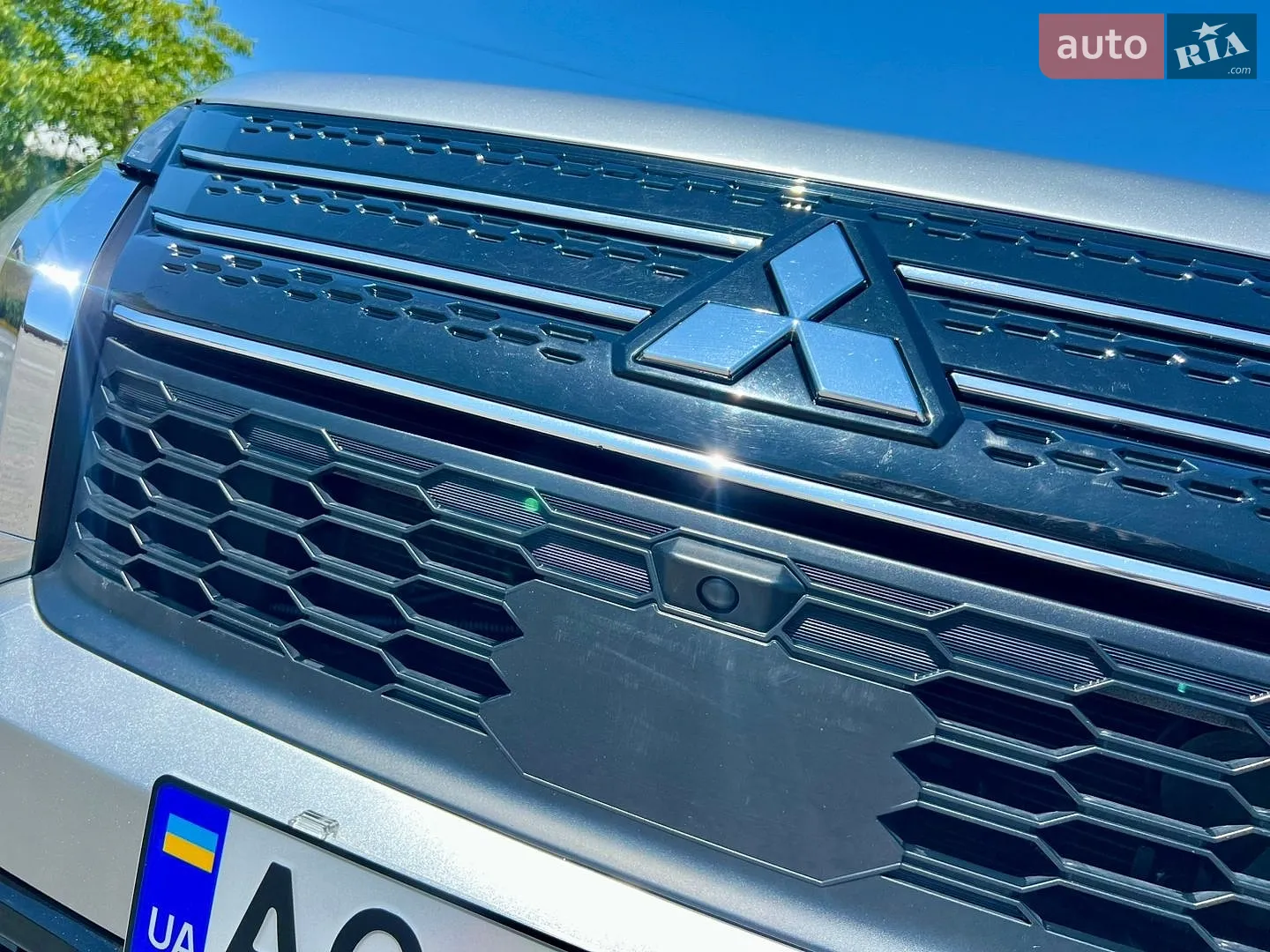 2022 Mitsubishi Outlander - мініатюра 16