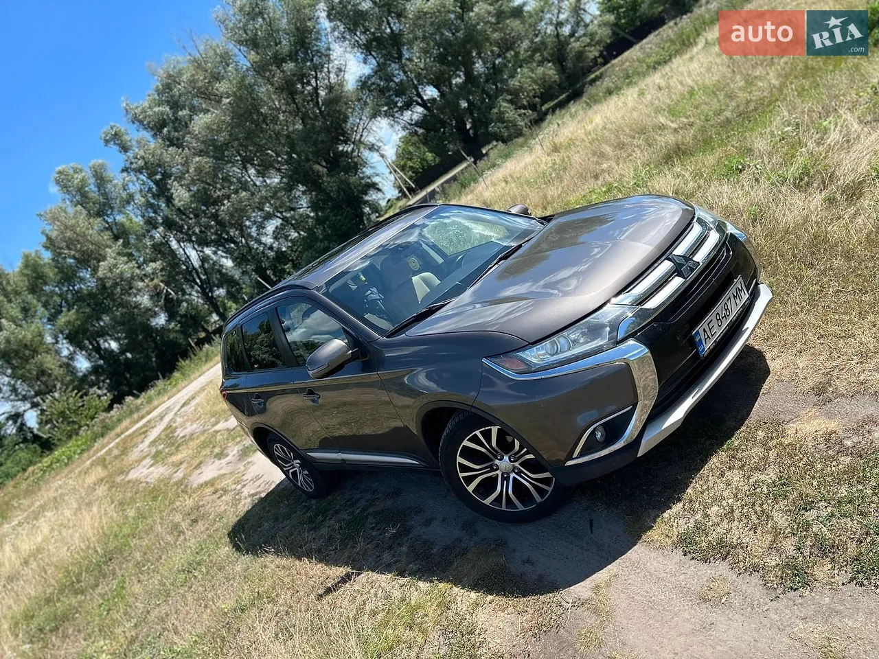 2017 Mitsubishi Outlander - мініатюра 19