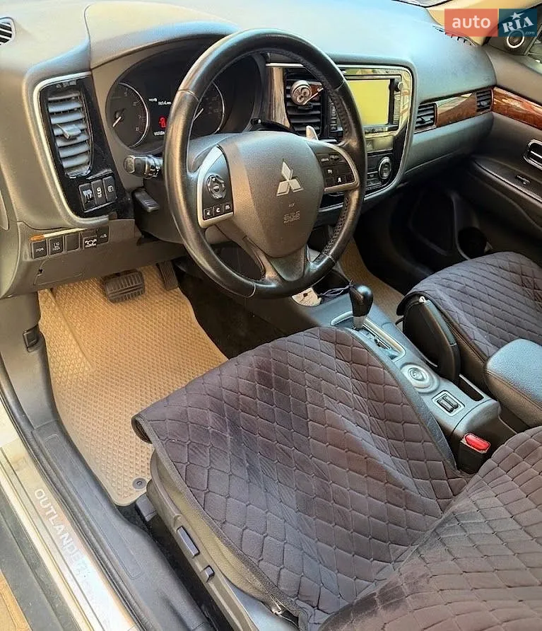 2013 Mitsubishi Outlander - мініатюра 6
