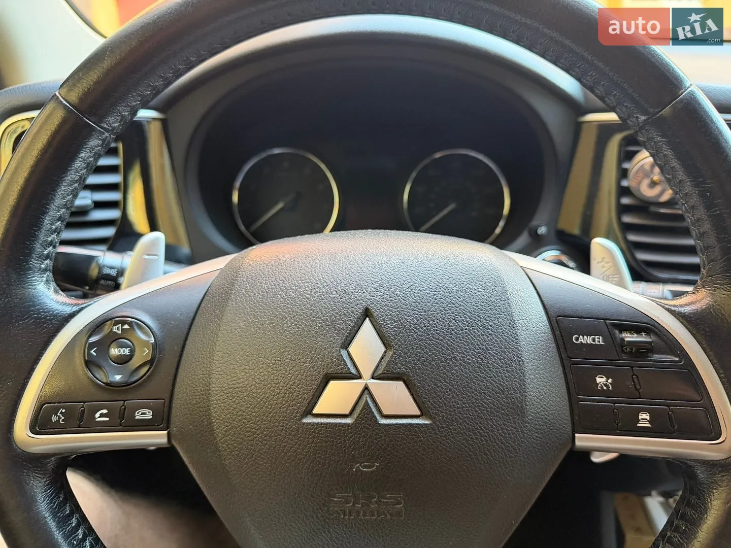 2013 Mitsubishi Outlander - мініатюра 12