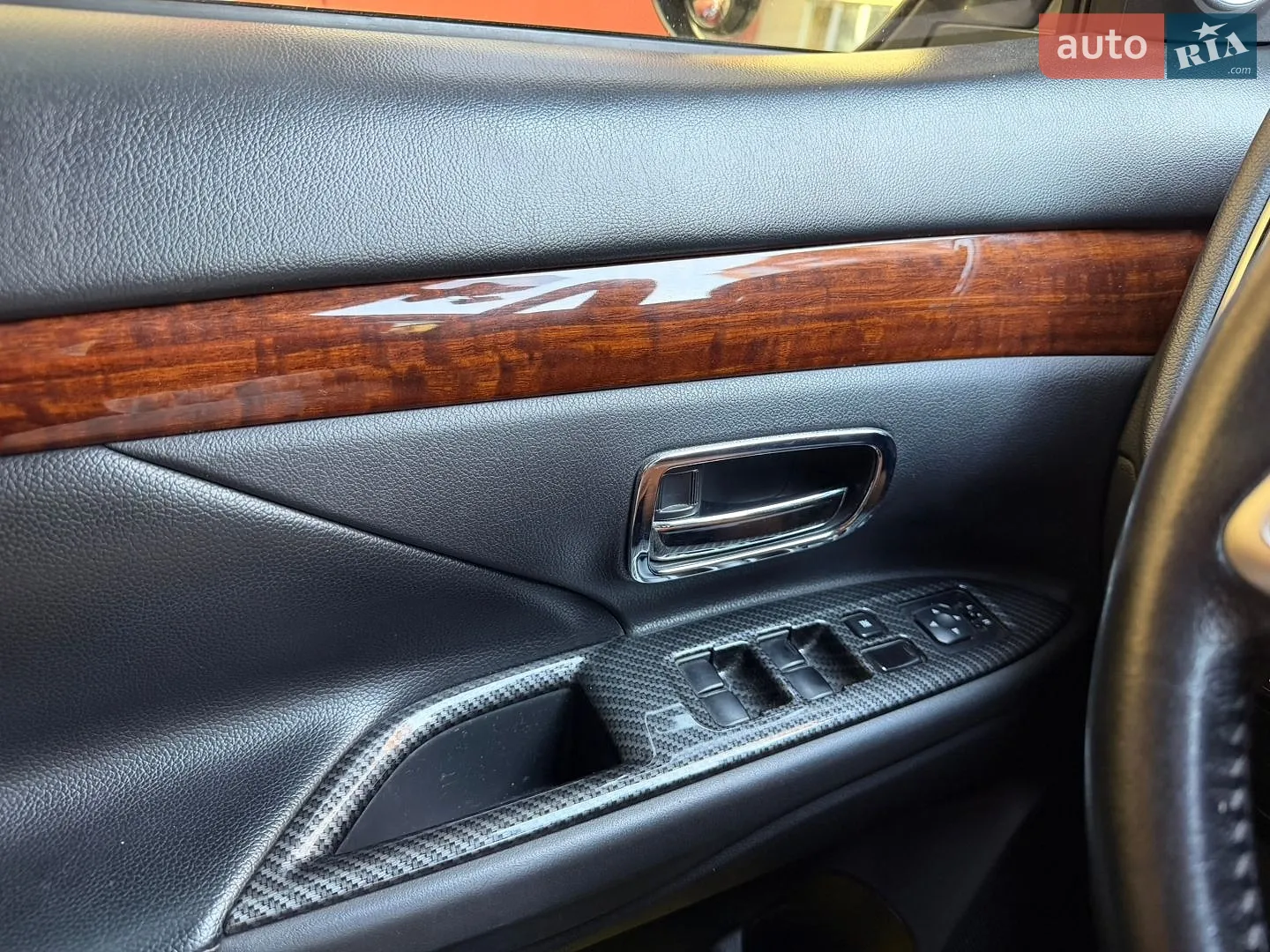 2013 Mitsubishi Outlander - мініатюра 13