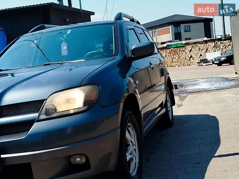 Mitsubishi Outlander 2003